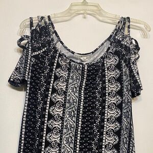 Eye Candy Black and White Cold Shoulder Blouse